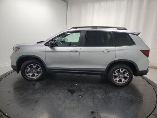 2022 Honda Passport AWD TrailSport