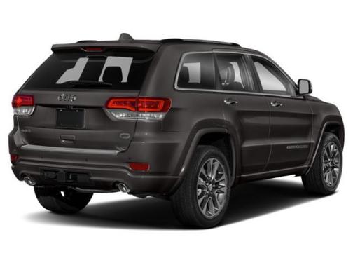 Granite Crystal Metallic Clearcoat 2019 Jeep Grand Cherokee Overland