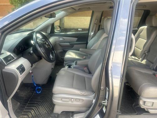 Dark Cherry Pearl 2014 Honda Odyssey EX-L