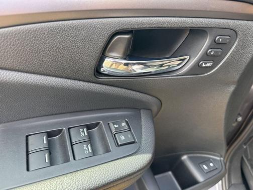 Modern Steel Metallic 2020 Honda Pilot AWD EX-L