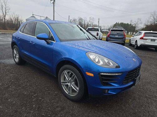 2016 Porsche Macan S