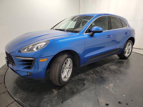 2016 Porsche Macan S