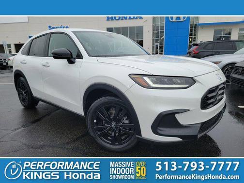 Platinum White Pearl 2027 Honda HR-V Sport