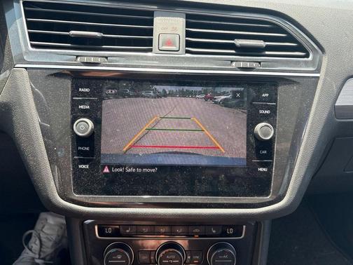 Pyrite Silver Metallic 2021 Volkswagen Tiguan 2.0T SE 4MOTION