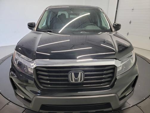 Crystal Black Pearl 2023 Honda Ridgeline RTL