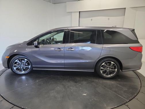 Gray 2024 Honda Odyssey Elite
