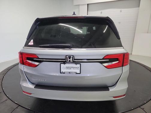 Lunar Silver Metallic 2024 Honda Odyssey EX-L