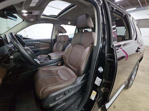 Crystal Black Pearl 2023 Honda Pilot AWD Elite