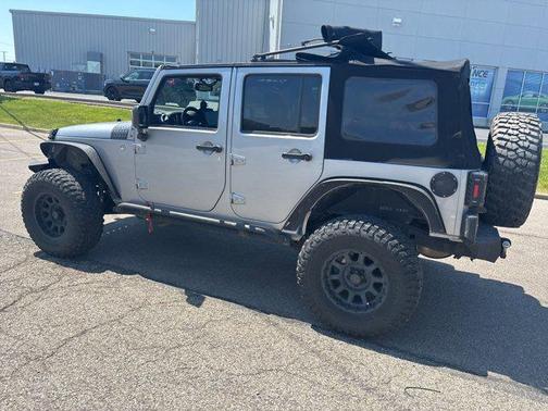 Billet Silver Metallic Clearcoat 2015 Jeep Wrangler Unlimited Sahara