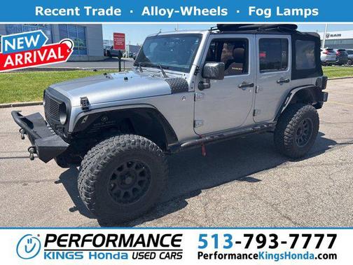 Billet Silver Metallic Clearcoat 2015 Jeep Wrangler Unlimited Sahara
