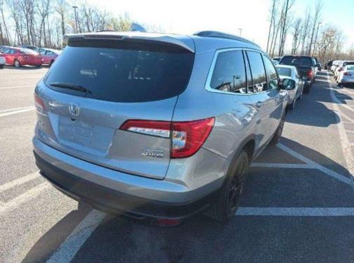 Lunar Silver Metallic 2021 Honda Pilot AWD Special Edition