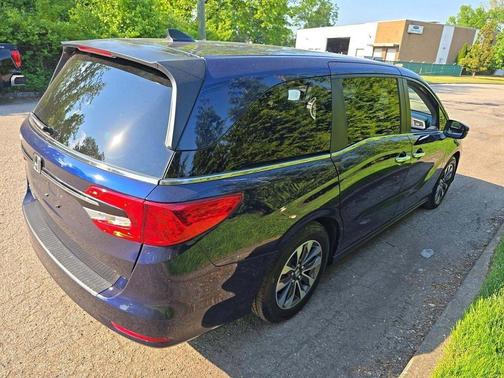 Obsidian Blue Pearl 2023 Honda Odyssey EX-L