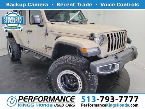Limited Edition Gobi Clearcoat 2022 Jeep Gladiator Sport S