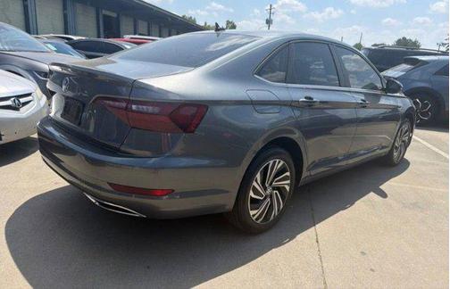 Platinum Gray Metallic 2020 Volkswagen Jetta 1.4T SEL Premium