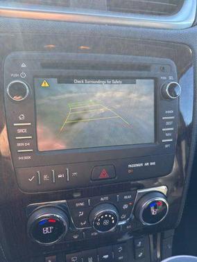 2017 Chevrolet Traverse 2LT