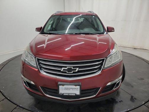 2017 Chevrolet Traverse 2LT