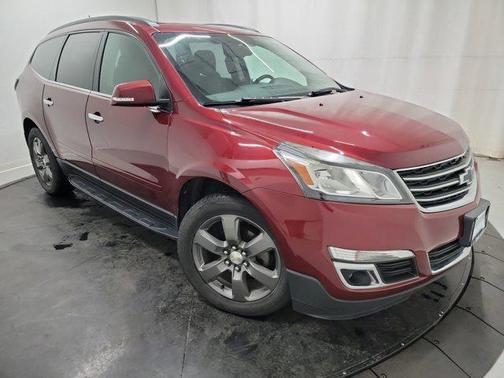 2017 Chevrolet Traverse 2LT