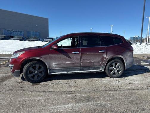2017 Chevrolet Traverse 2LT