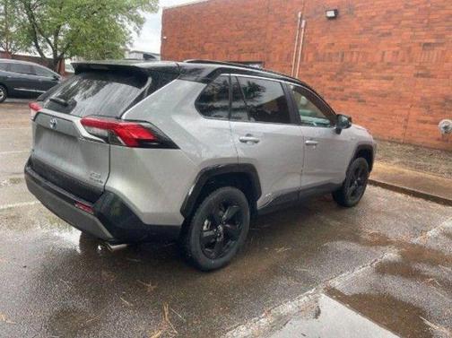 Silver Sky Metallic 2020 Toyota RAV4 Hybrid SE