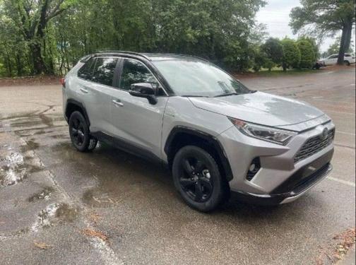 Silver Sky Metallic 2020 Toyota RAV4 Hybrid SE