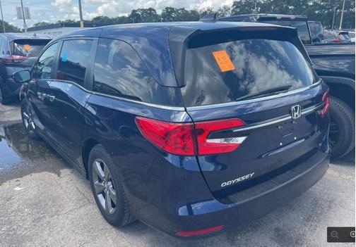 Obsidian Blue Pearl 2022 Honda Odyssey EX
