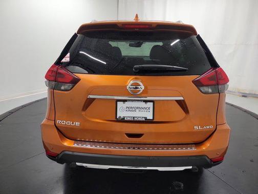 2019 Nissan Rogue SL