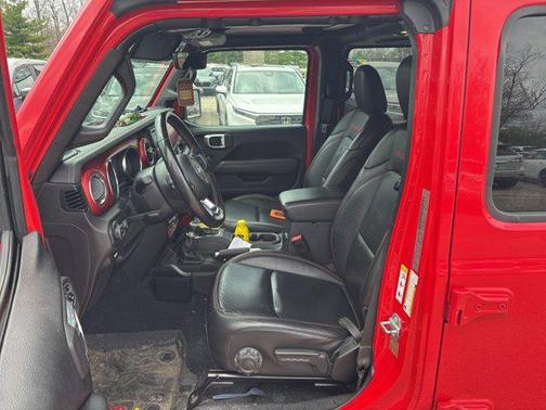 Firecracker Red Clearcoat 2020 Jeep Gladiator Rubicon
