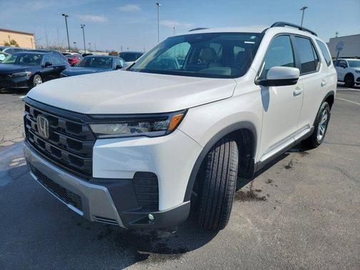 Platinum White Pearl 2026 Honda Pilot EX-L