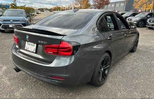 2018 BMW 330 xDrive