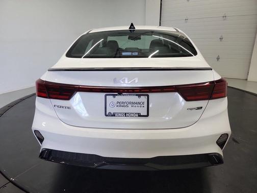 Snow White Pearl 2022 Kia Forte GT-Line