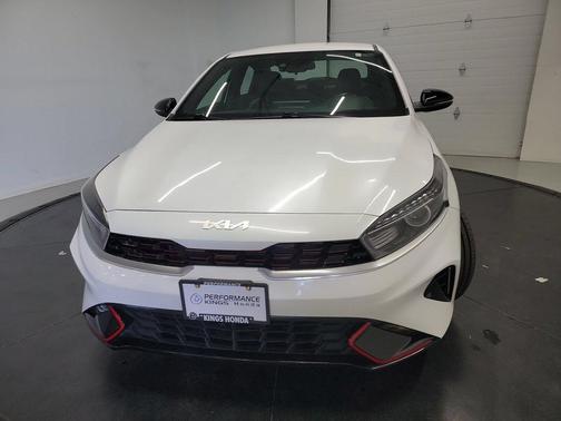 Snow White Pearl 2022 Kia Forte GT-Line