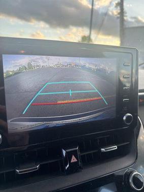 Super White 2020 Toyota Corolla SE