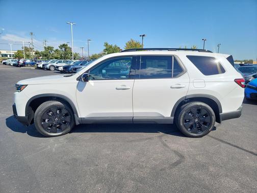 Platinum White Pearl 2026 Honda Pilot Black Edition