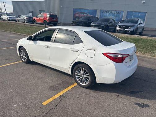 2014 Toyota Corolla LE Plus