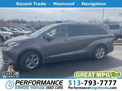 2022 Toyota Sienna Platinum 7 Passenger