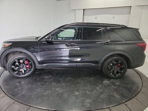 Agate Black Metallic 2020 Ford Explorer ST