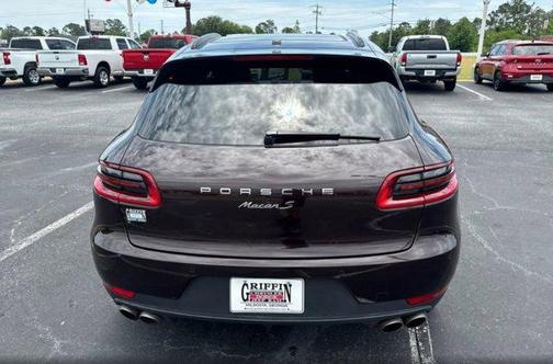 2018 Porsche Macan Base