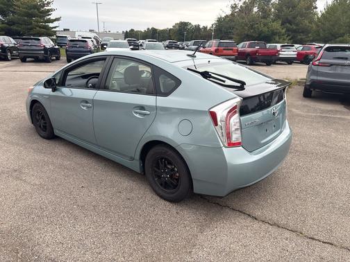 Pearl 2012 Toyota Prius One