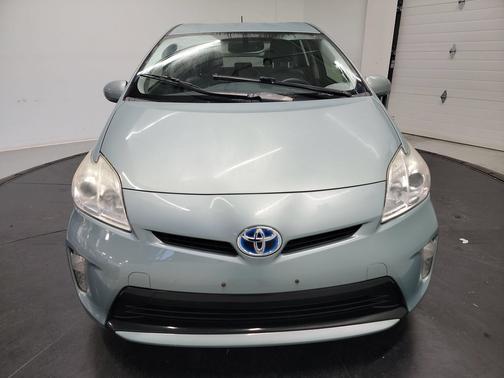 Pearl 2012 Toyota Prius One
