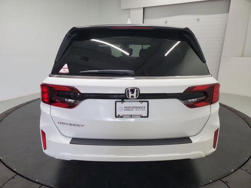Platinum White Pearl 2025 Honda Odyssey EX-L