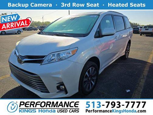 2018 Toyota Sienna XLE