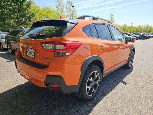 Sunshine Orange 2019 Subaru Crosstrek 2.0i Premium