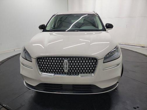 Ceramic Pearl Metallic Tri-Coat 2022 Lincoln Corsair Standard