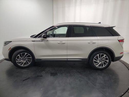 Ceramic Pearl Metallic Tri-Coat 2022 Lincoln Corsair Standard