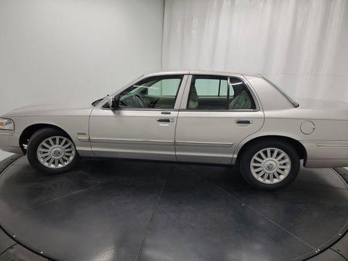 2010 Mercury Grand Marquis LS (Fleet Only)