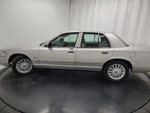 2010 Mercury Grand Marquis LS (Fleet Only)