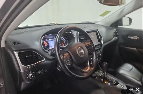 Granite Crystal Metallic Clearcoat 2019 Jeep Cherokee Limited
