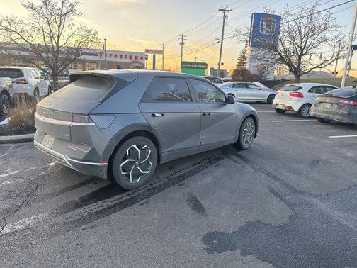 2022 Hyundai IONIQ 5 SEL