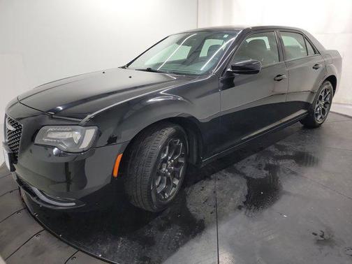2019 Chrysler 300 S
