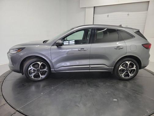 Carbonized Gray Metallic 2023 Ford Escape ST-Line Select